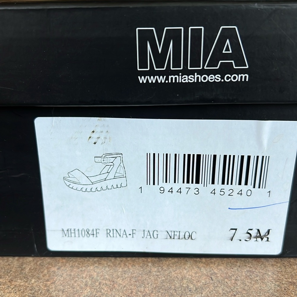 MIA Cheetah Sandals
